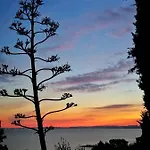 Ξενοδοχείο Garni Bartabel Gargnano