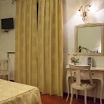 Garni Bartabel 3* Gargnano