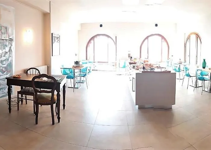 فندق Garni Bartabel 3*