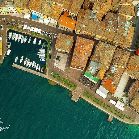 Garni Bartabel 3* Gargnano