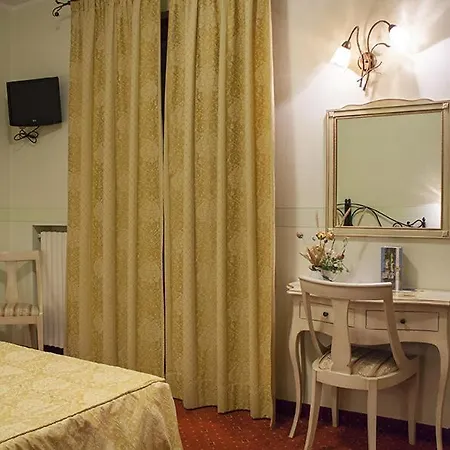 Garni Bartabel 3* Gargnano